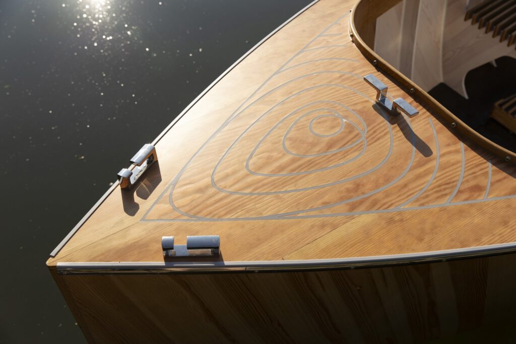 BlueTree launch — Foredeck detail